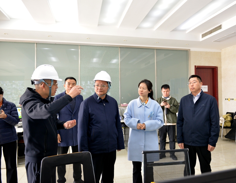 參觀企業設施.JPG